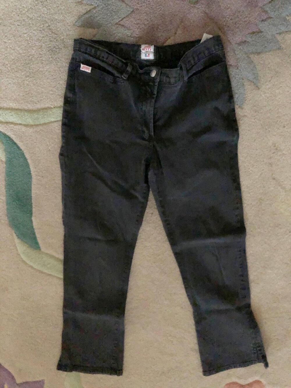 Miss Sixty black capri jeans size 32 fits 30